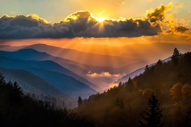 Вілла Breathtaking Sunsets, Views, Pool, Heaven Awaits! Гатлінбург Екстер'єр фото